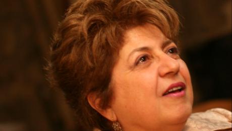 الدكتورة رفاه ناشد... رمز جديد يفضح عمى النظام السوريّ 